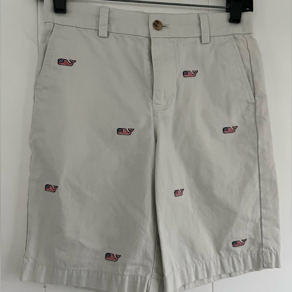 Vineyard Vines Other - Vineyard Vines Breaker Shorts American Flag Whale Embroidered Patriotic Size 10